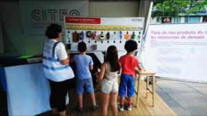 Biodiversiterre avec CITEO Sensibilisation au tri des déchets jeu de la longue vie des déchets avec les enfants