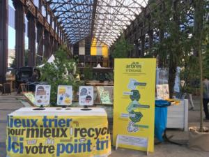 Aux Arbres à Nantes - Table de tri à côté des food trucks2